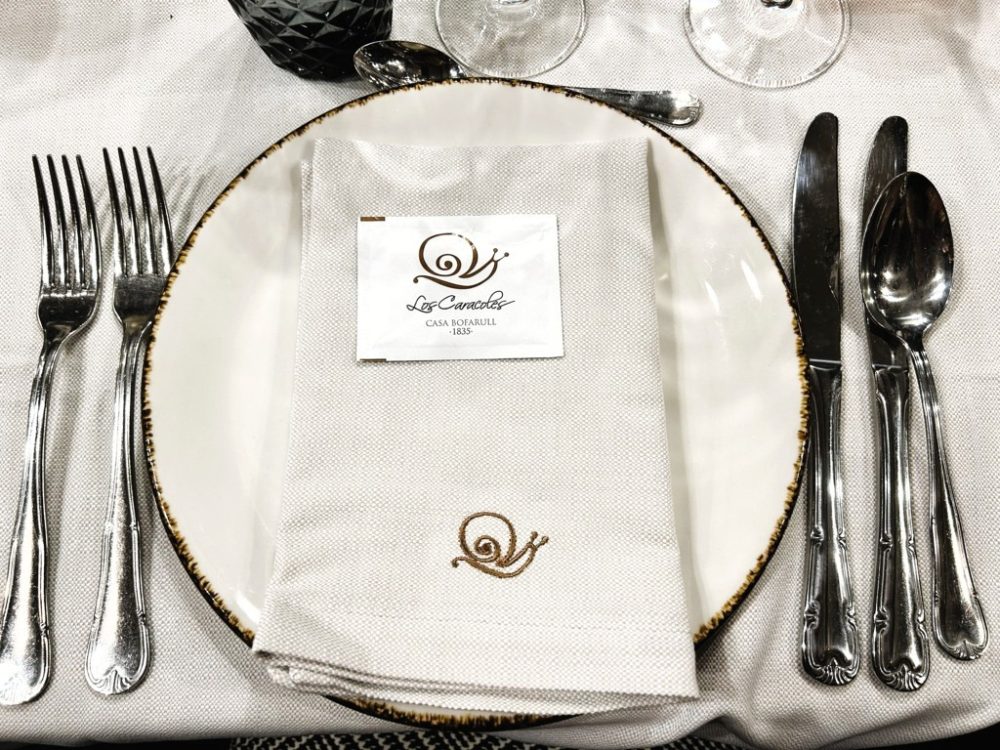 mesa-habla-caracoles-bofarull-1