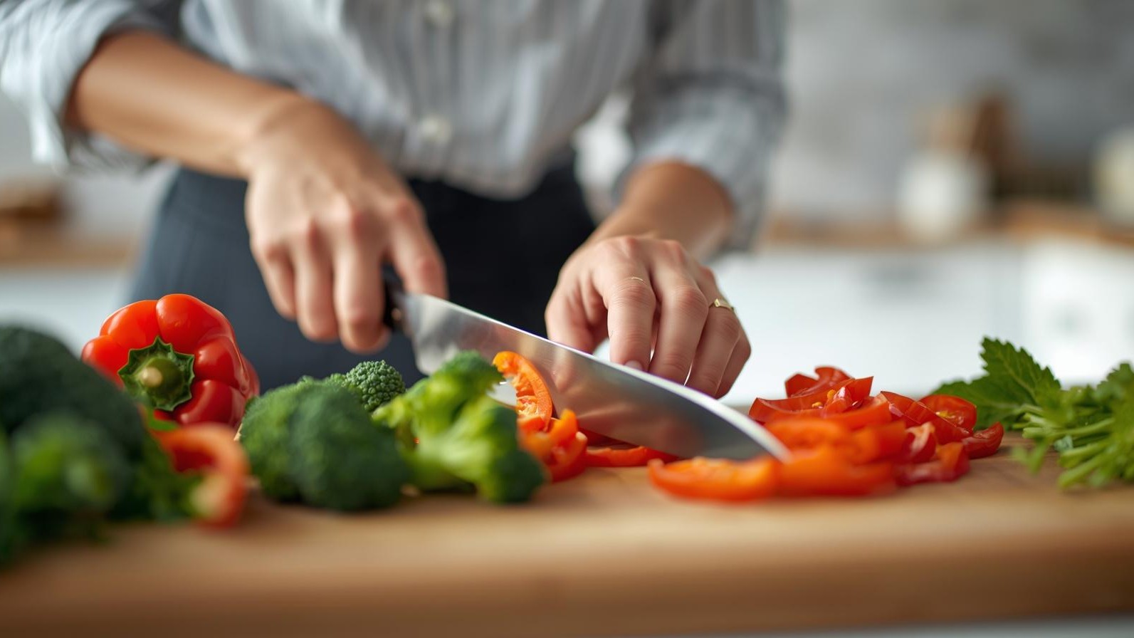 mesa-habla-8-marzo-dia-internacional-mujer-portada