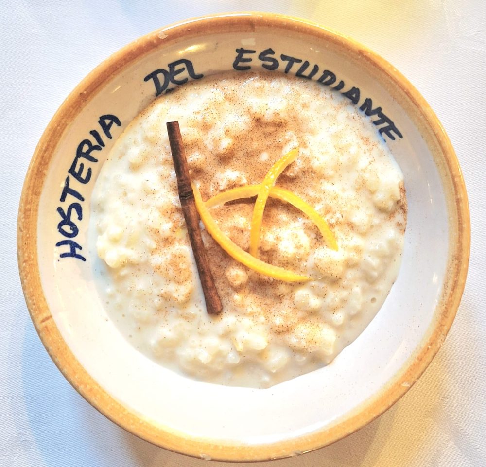 mesa-habla-parador-alcala-cuentame-arroz-leche