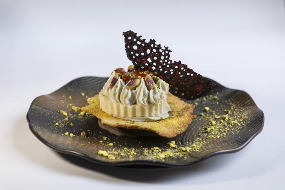 mesa-habla-tapa-europea-restaurante-Terraza-Del-Mercado