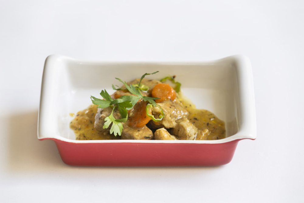 mesa-habla-tapa-europea-restaurante-cupula