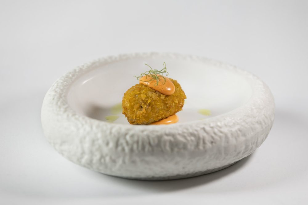mesa-habla-tapa-europea-restaurante-magistral
